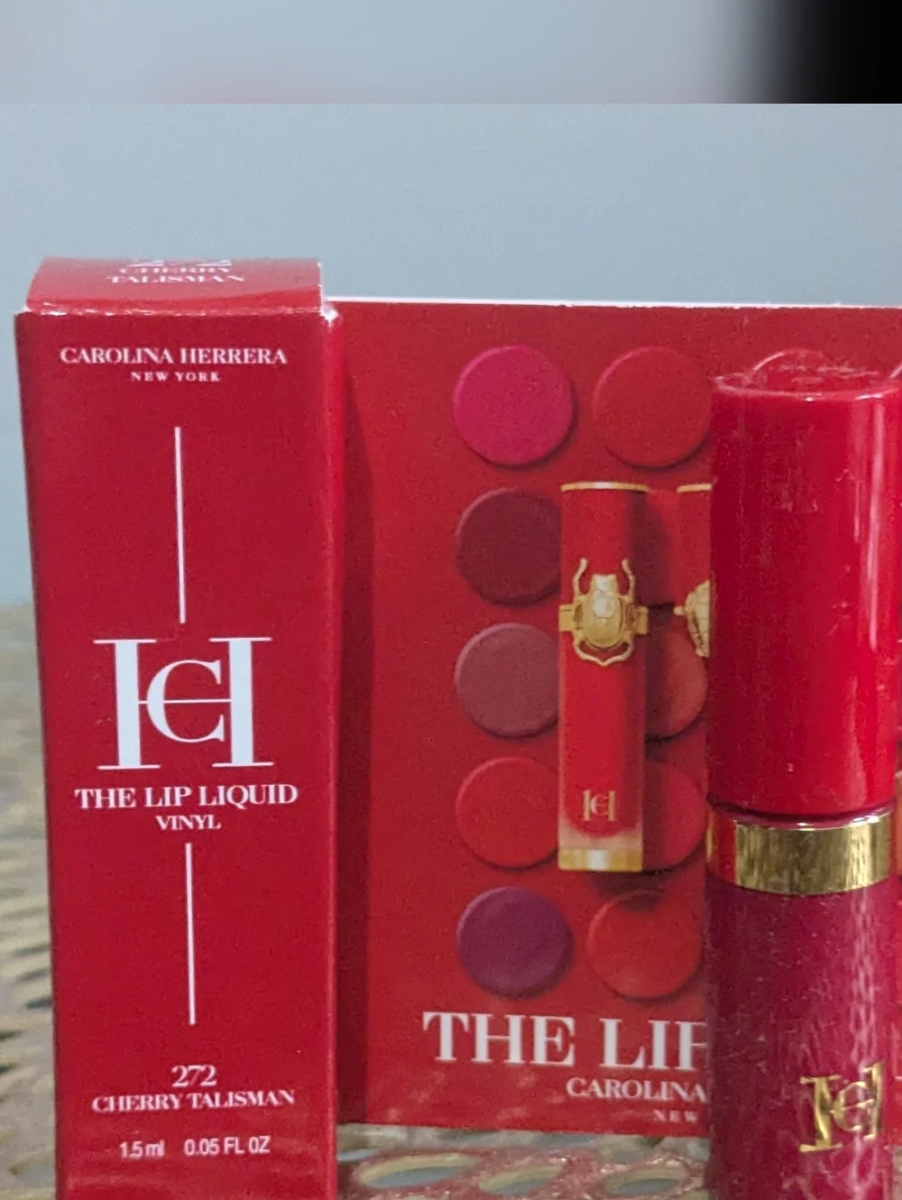 Carolina Herrera Lip Liquid Vinyl - Cherry Talisman Red